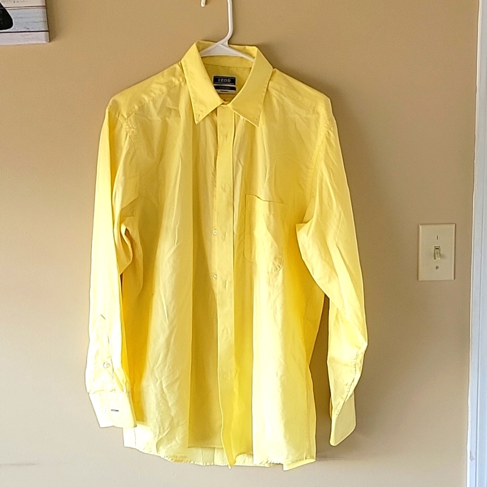 Izod yellow dress shirt medium